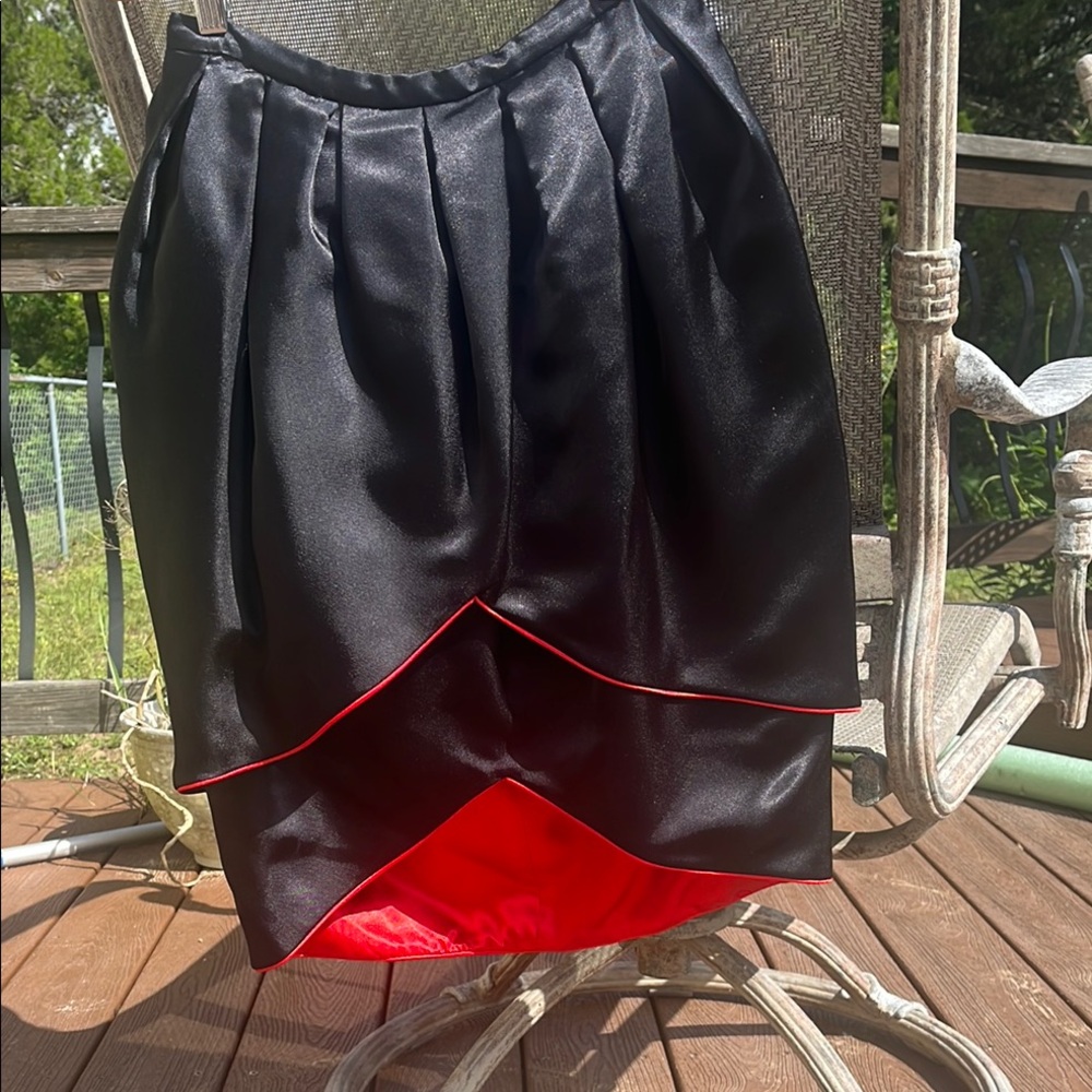 Chic Asymmetrical Black and Red Women's Skirt